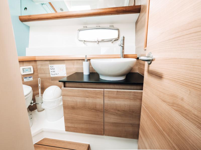 Book yachts online - motorboat - Sealine F 450 - Shuron - rent