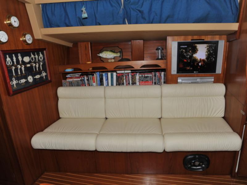 Book yachts online - sailboat - Olympic 47 - Getaway - rent