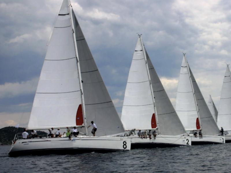 Book yachts online - sailboat - Bavaria 42 Match - Trieste - rent