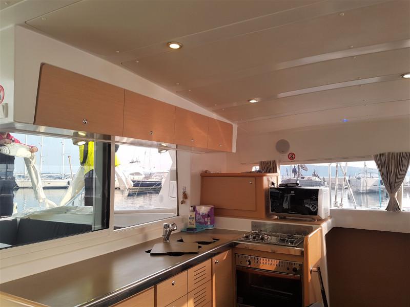 Book yachts online - catamaran - Lagoon 421 - Bellvista - rent