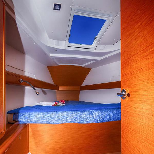 Book yachts online - sailboat - Sun Odyssey 409 - Calypso - rent