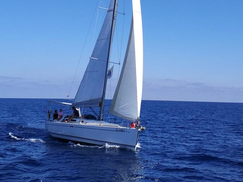 Book yachts online - sailboat - Dufour 44 - Sofia - rent
