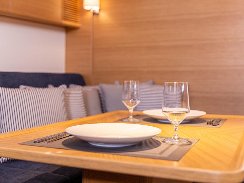 Book yachts online - sailboat - X-Yachts X4.6 - LaPaxion - rent