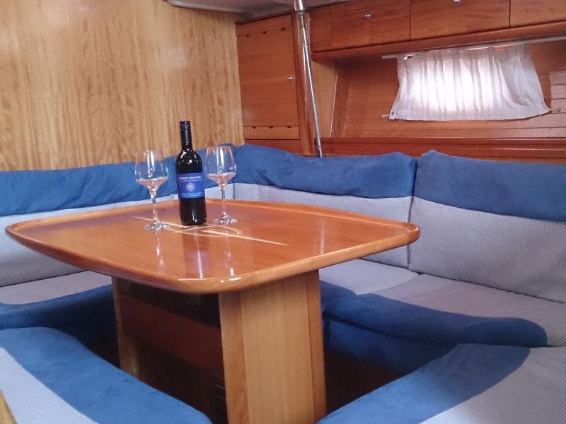 Book yachts online - sailboat - Bavaria 39 Cruiser - Timon &amp; Pumbaa - rent