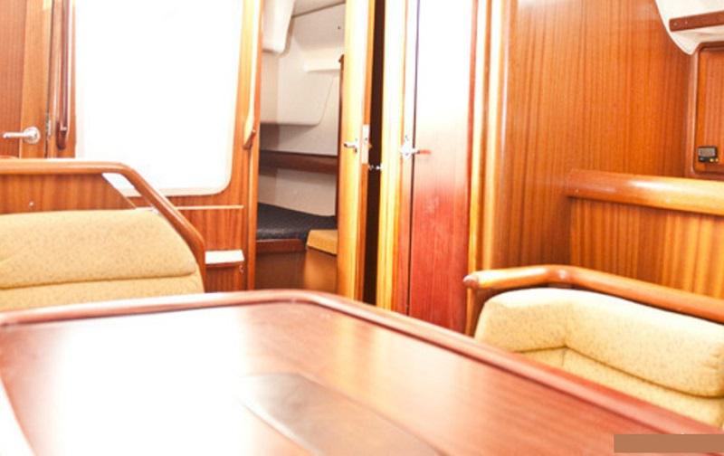 Book yachts online - sailboat - Bavaria 38 holiday - Dias - rent
