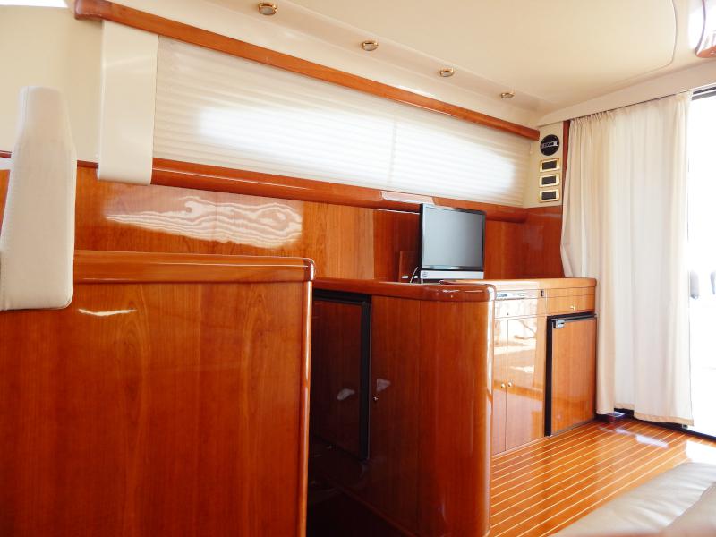Book yachts online - motorboat - Della Pasqua - Shine - rent
