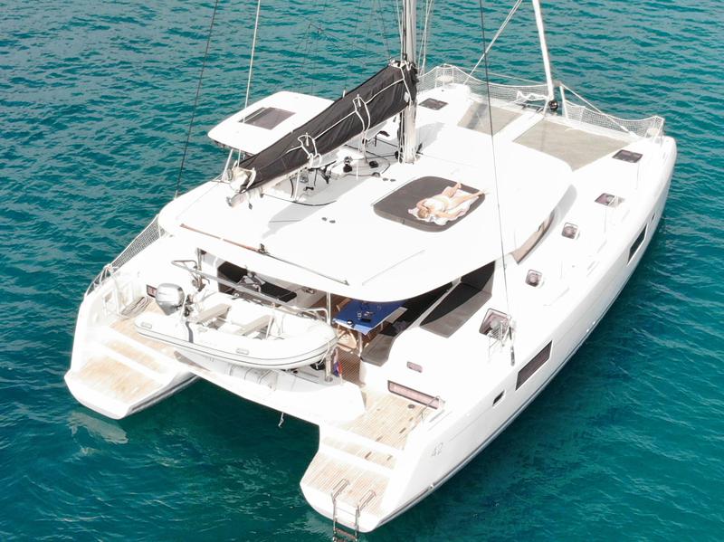 Book yachts online - catamaran - Lagoon 42 - MEERKAT - rent