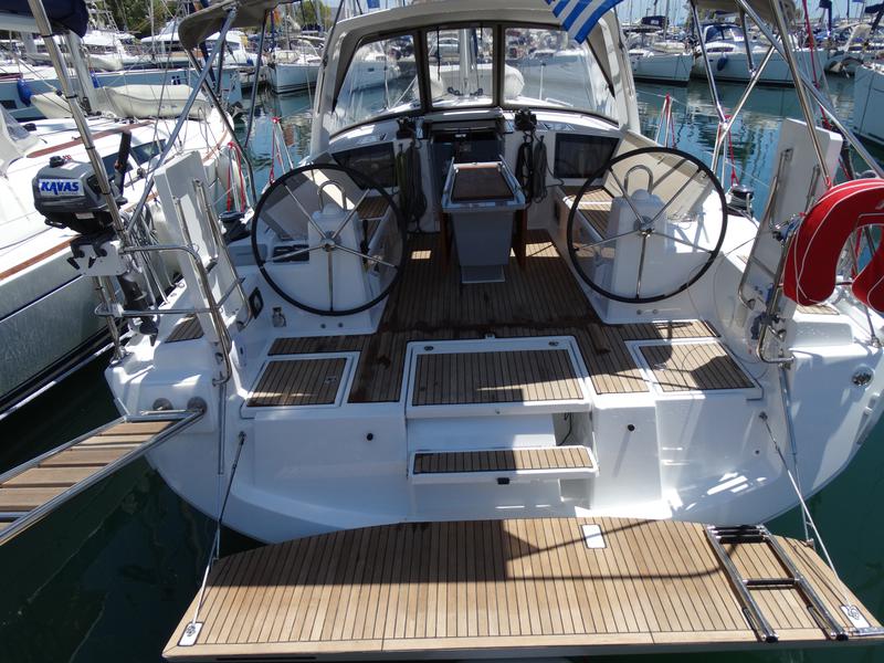 Book yachts online - sailboat - Oceanis 41.1 - KOS 41.4 - rent