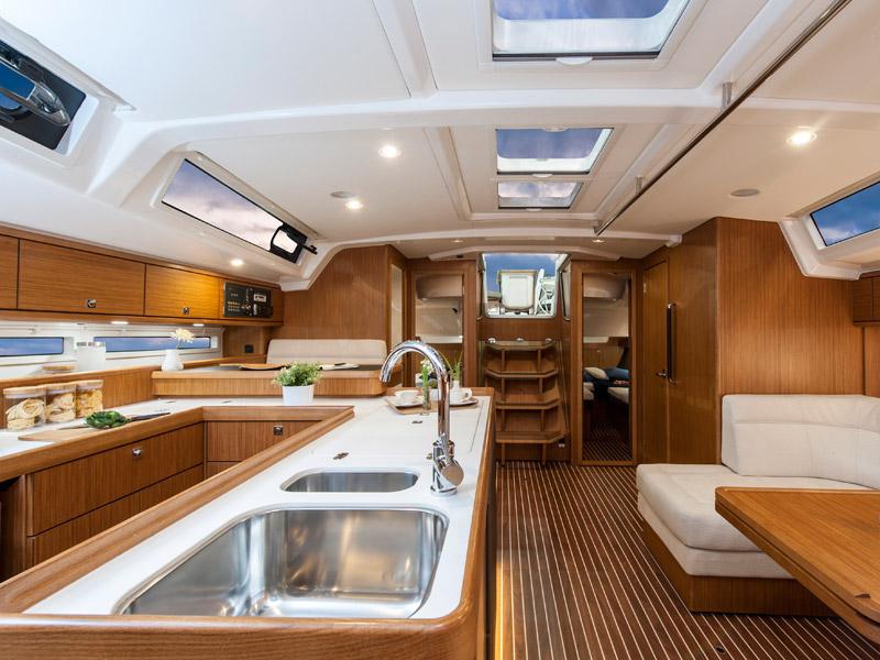 Book yachts online - sailboat - Bavaria Cruiser 56 - 56 CR Athens - rent