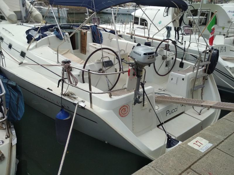 Book yachts online - sailboat - Beneteau Cyclades 43.3 - Pucci - rent