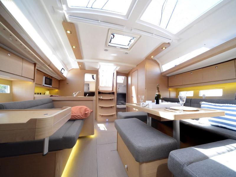 Book yachts online - sailboat - Dufour 412 GL - THEMISTO - rent