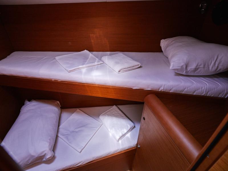 Book yachts online - sailboat - Sun Odyssey 449 - Marica - rent