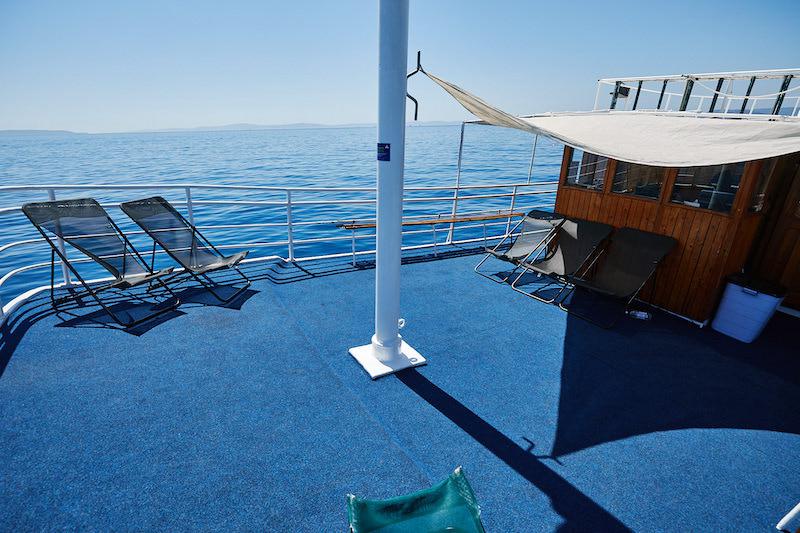 Book yachts online - motorboat - Motoryacht Naval - Naval - rent