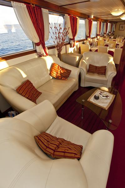 Book yachts online - motorboat - Motoryacht Emanuel - Emanuel - rent