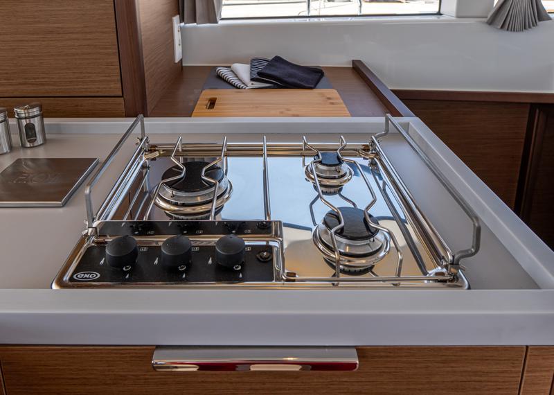 Book yachts online - catamaran - Lagoon 40 (2021) - BYE BYE - rent