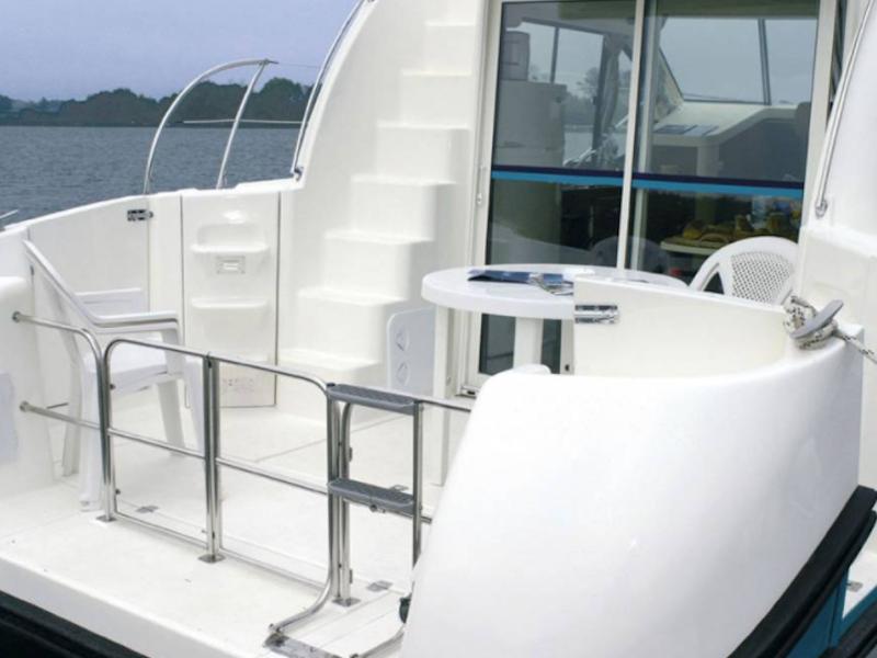 Book yachts online - motorboat - Estivale Duo - LA GACILLY FR - rent