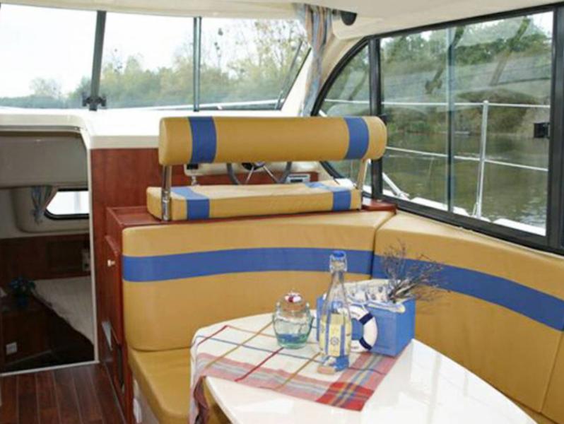 Book yachts online - motorboat - Estivale Duo - MARSEILLETTE FR - rent