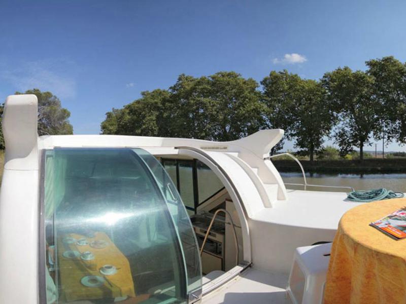 Book yachts online - motorboat - Confort 900 DP - PALAVAS FR - rent
