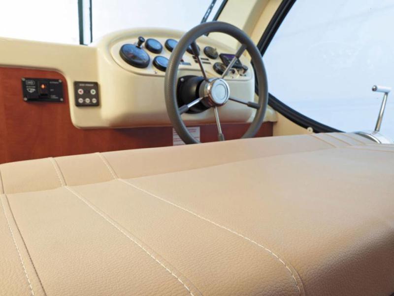 Book yachts online - motorboat - Estivale Sixto - KÉRÉSZ HU - rent