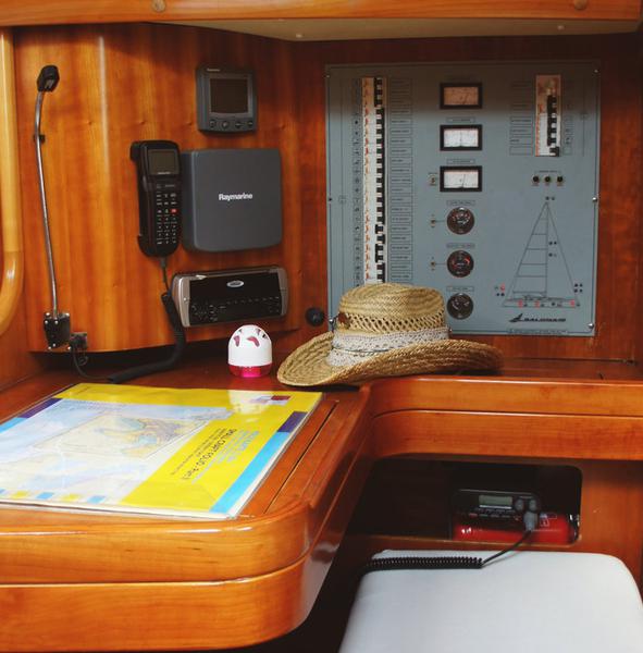 Book yachts online - sailboat - Salona 45 - Mima - rent