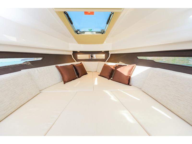 Book yachts online - motorboat - Flipper 900 ST JOYSTICK - ORCA - rent