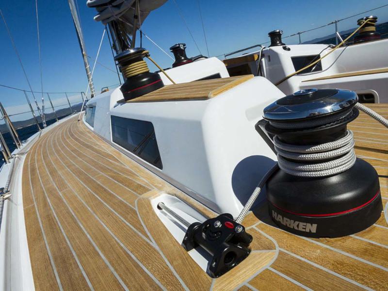 Book yachts online - sailboat - Grand Soleil 43 - Super G - rent