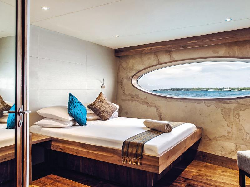 Book yachts online - motorboat - Motoryacht - Scubaspa Ying - rent