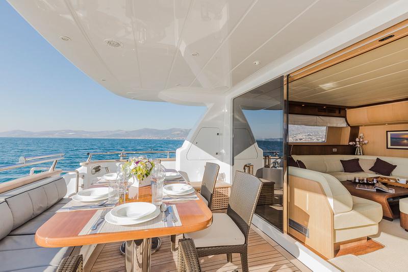 Book yachts online - motorboat - Maiora 20S - HOPE I  - rent