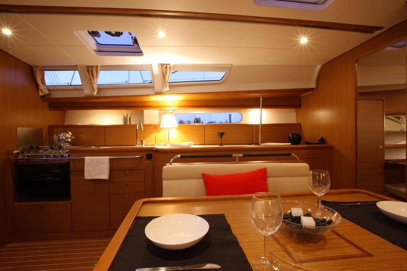 Book yachts online - sailboat - Sun Odyssey 44 i_2009_ - SY_2045 - rent