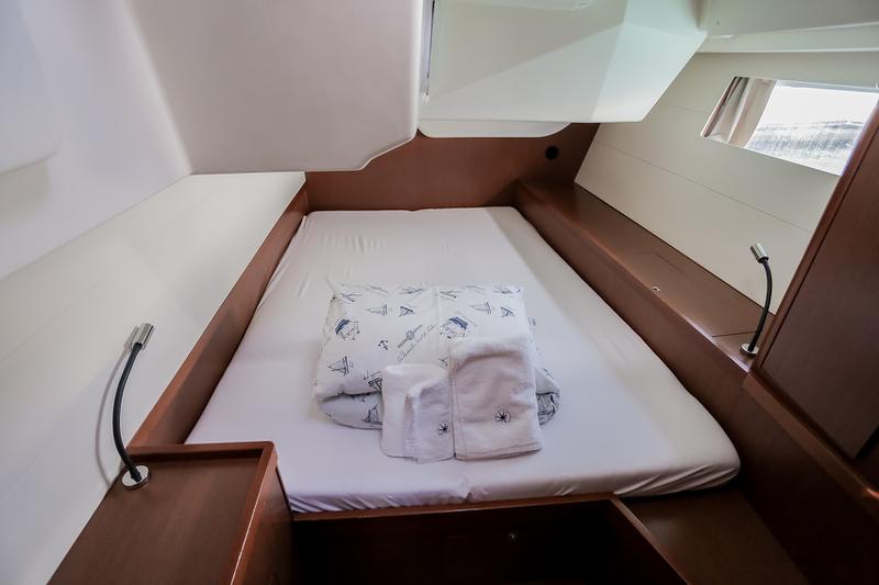 Book yachts online - sailboat - Oceanis 48 - Lastovo: One Way - Split to Dubrovnik (CREWED) - rent