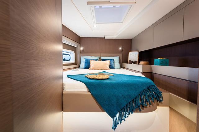 Book yachts online - catamaran - Bali 4.6 - Desiree  - rent
