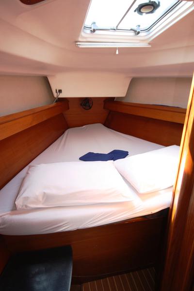 Book yachts online - sailboat - Sun Odyssey 40 - Sandy Ann - rent
