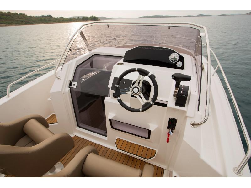 Book yachts online - motorboat - Atlantic Marine Sun Cruiser 690 - Mery - rent