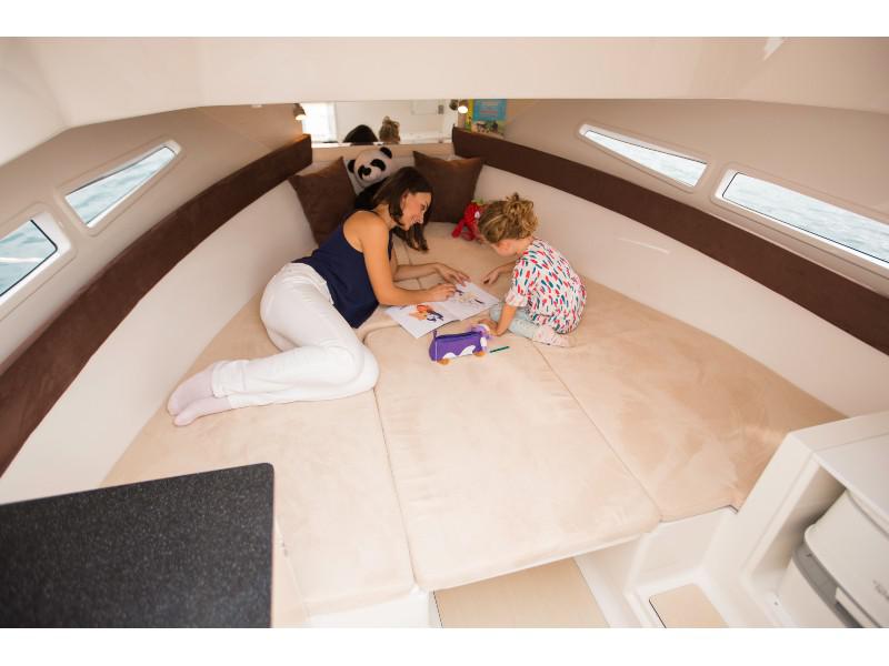 Book yachts online - motorboat - Atlantic Marine Sun Cruiser 690 - Mery - rent