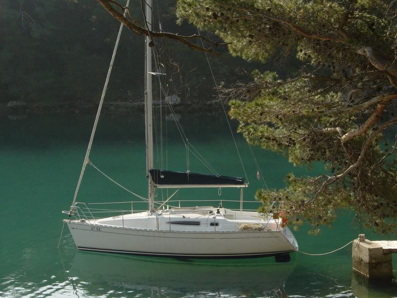 Book yachts online - sailboat - Sun Odyssey 29.2 - Mirabai - rent