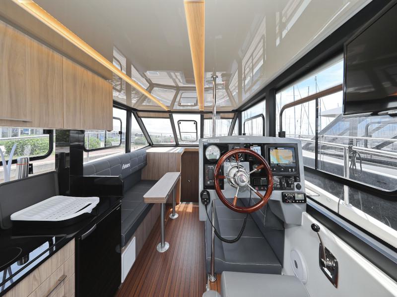 Book yachts online - motorboat - Futura 40 Grand Horizon - X MAGELLAN - rent