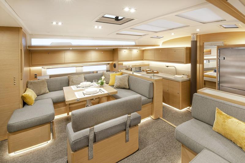 Book yachts online - sailboat - Dufour 530 A/C &amp; GEN - CHRISTIANNA XI - rent