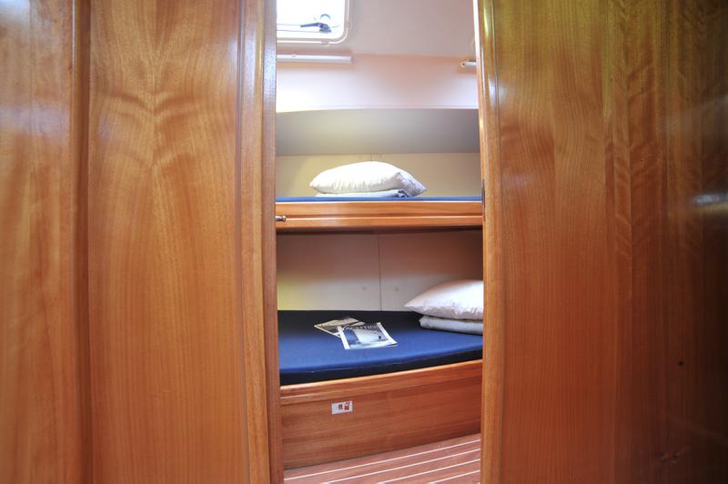 Book yachts online - sailboat - Bavaria 50 Cruiser - Tina - rent