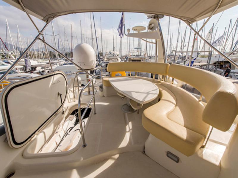 Book yachts online - motorboat - Cranchi Atlantique 50 - Danae Fantasea - rent