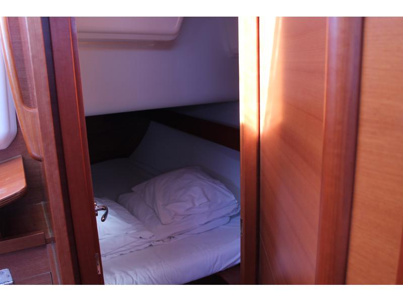 Book yachts online - sailboat - Dufour 382 GL - Mata - rent
