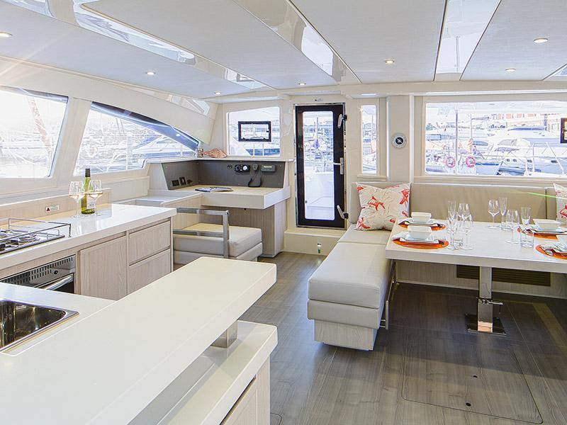 Book yachts online - catamaran - Moorings 4800 - Moorings 4800 (2015) - rent