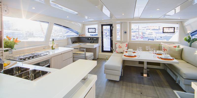 Book yachts online - catamaran - Moorings 4800 - Moorings 4800 (2017) - rent
