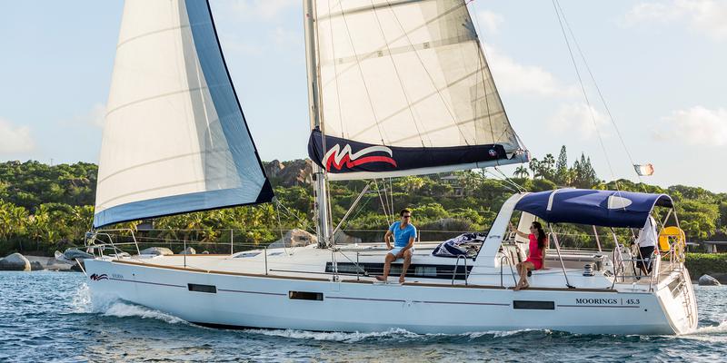 Book yachts online - sailboat - Moorings 453 - Moorings 453 (2016) - rent
