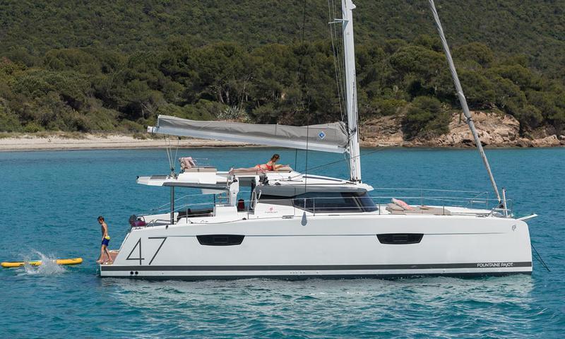 Book yachts online - catamaran - Saona 47 - ES-A/C, Gen, Water-maker - rent