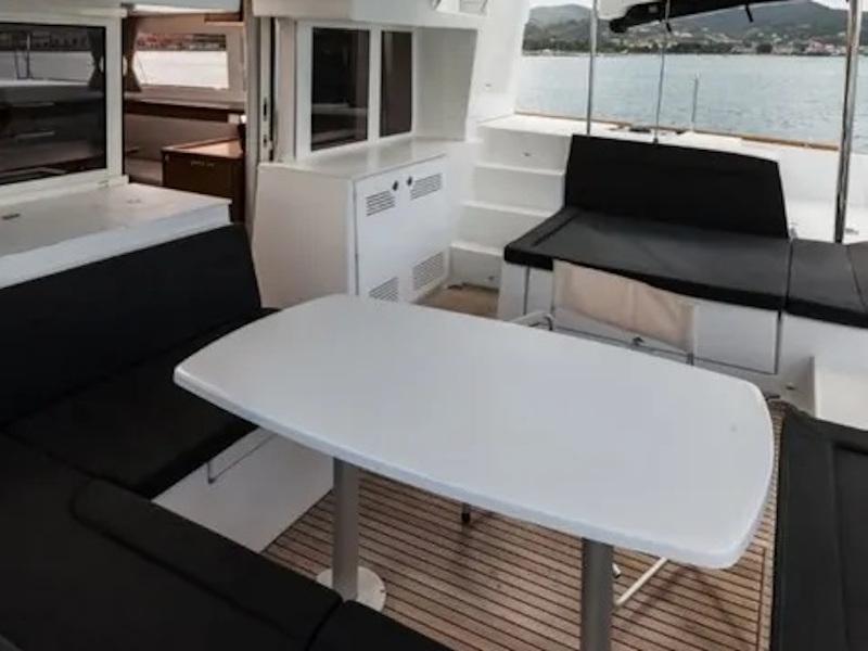 Book yachts online - catamaran - Lagoon 450 - Wentura - rent