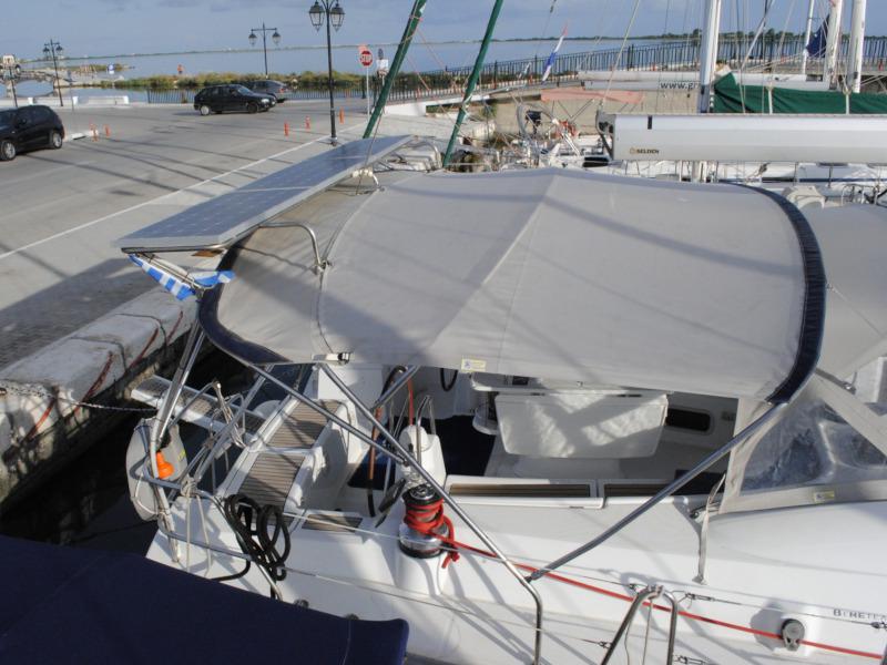 Book yachts online - sailboat - Oceanis 54 - SIRENA De ORO (air condition, generator) - rent