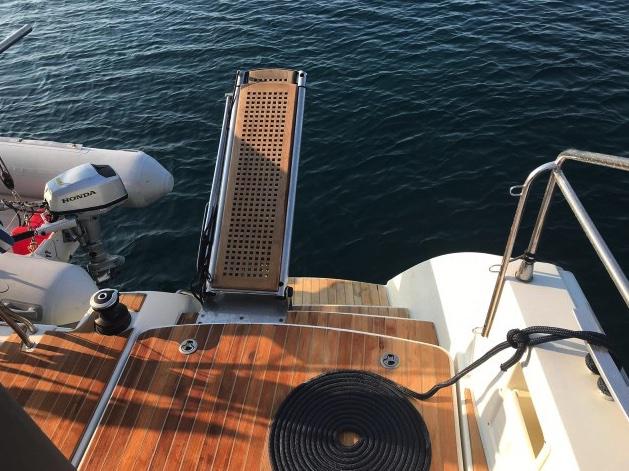 Book yachts online - catamaran - Lagoon 450 Crewed - Iris IV - rent