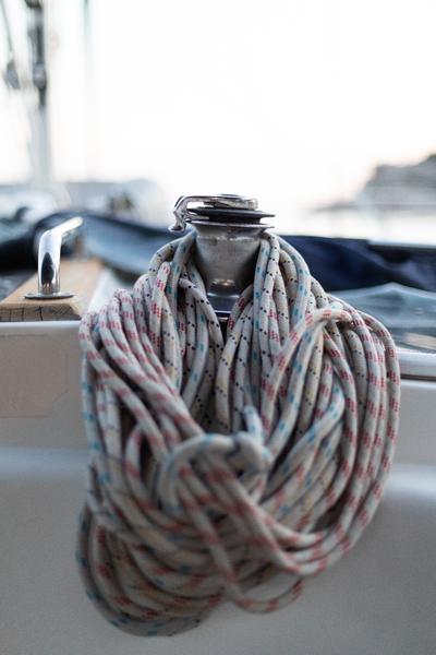 Book yachts online - sailboat - Bavaria 44 - TARISA  - rent