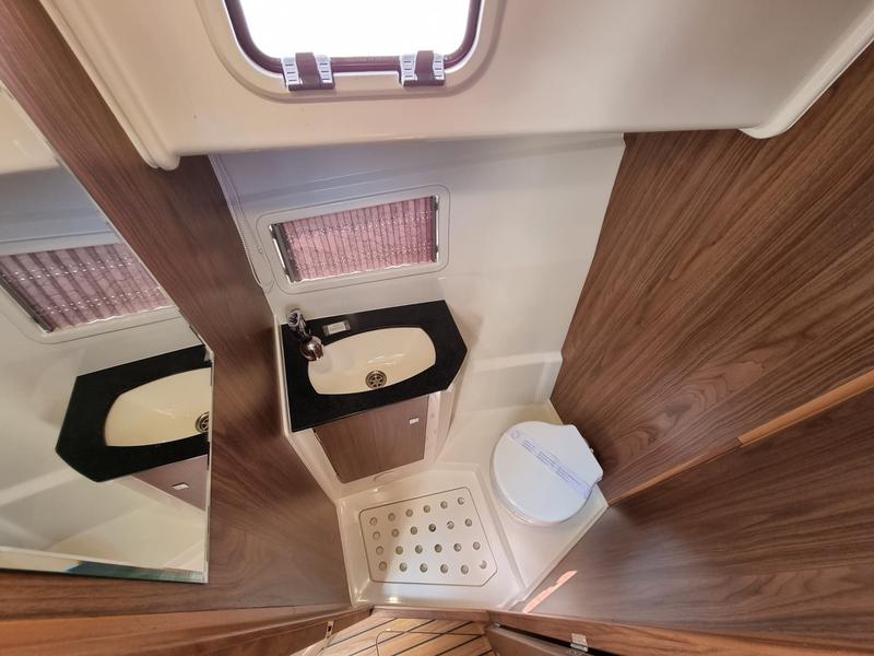 Book yachts online - motorboat - Balt 918 Titanium - Wanderer - rent