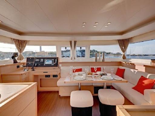 Book yachts online - catamaran - Lagoon 450  Flybridge AIRCO-GENERATOR - Mary # One AIRCO-GENERATOR//WATERMAKER  paleros - rent